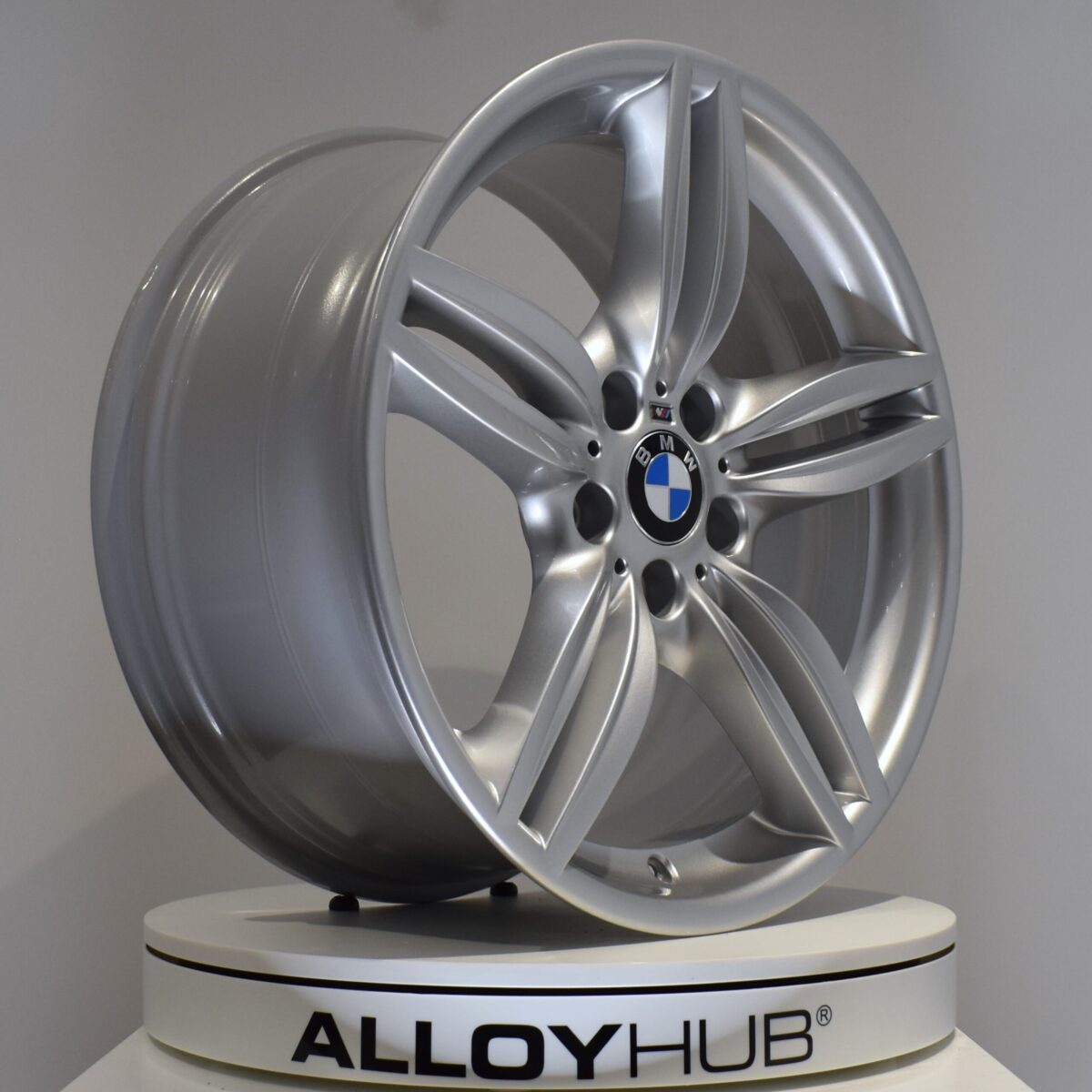 Genuine BMW 5/6 Series F10 F11 F12 F13 F06 Style 351M Sport 19″ inch 5 Twin Spoke Alloy Wheels with Silver Finish 36117842652 36117842653