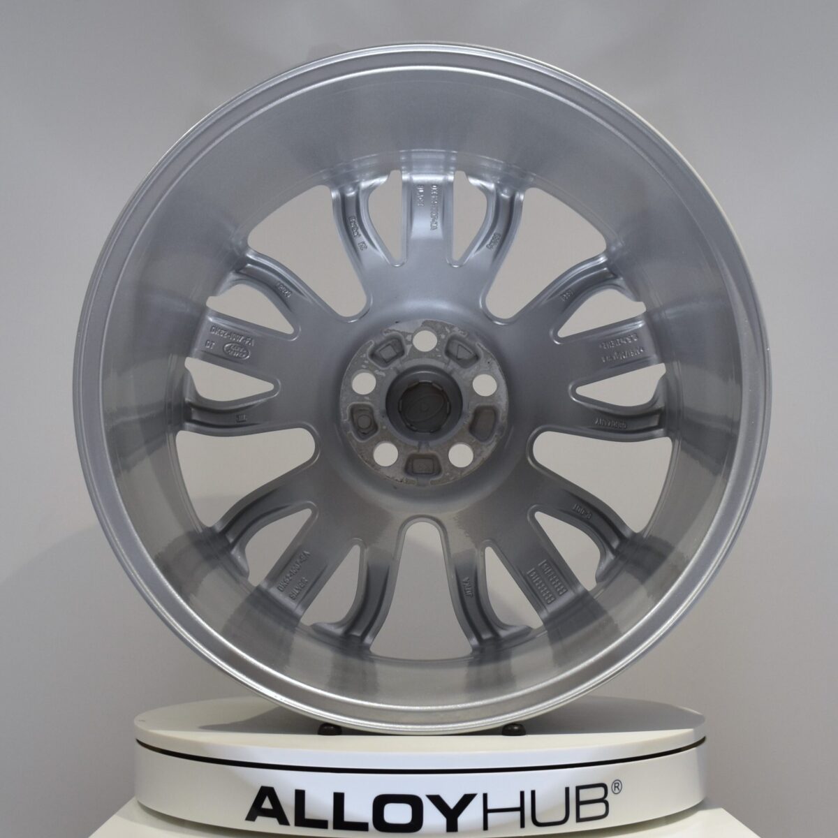 Genuine Land Rover Range Rover Style 5007 21" inch 5 Split-Spoke Alloy Wheels with Sparkle Silver Finish LR044850
