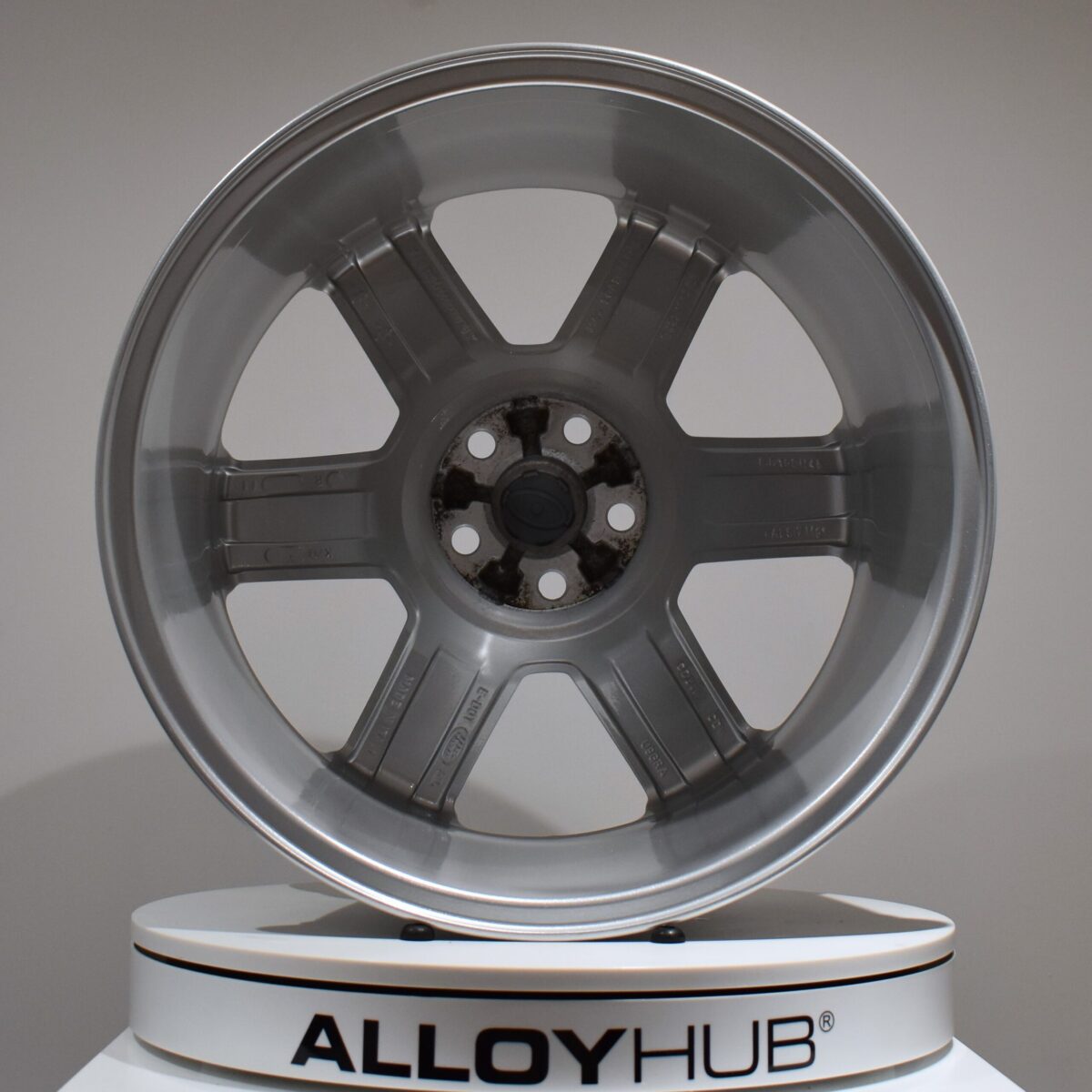 Genuine Range Rover Evoque L538 19" inch Style 4 6 Spoke Alloy Wheels with Sparkle Silver Finish LR050931