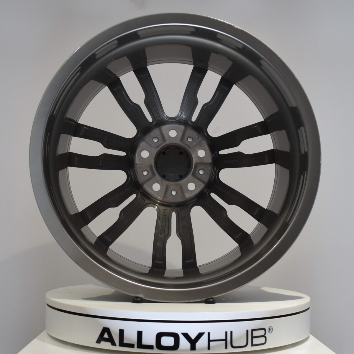 Genuine BMW 3/4 Series Style 403M Sport 19″ Inch Alloy Wheel with Ferric Grey & Diamond Turned Finish 36117845882 36117845883