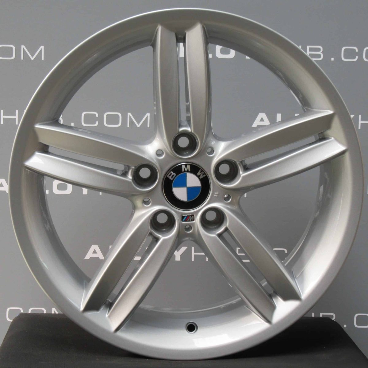 Genuine BMW 1 Series 208M Sport 5 Twin Spoke 18" Inch Alloy Wheels with Silver Finish 36118036939 36117839305