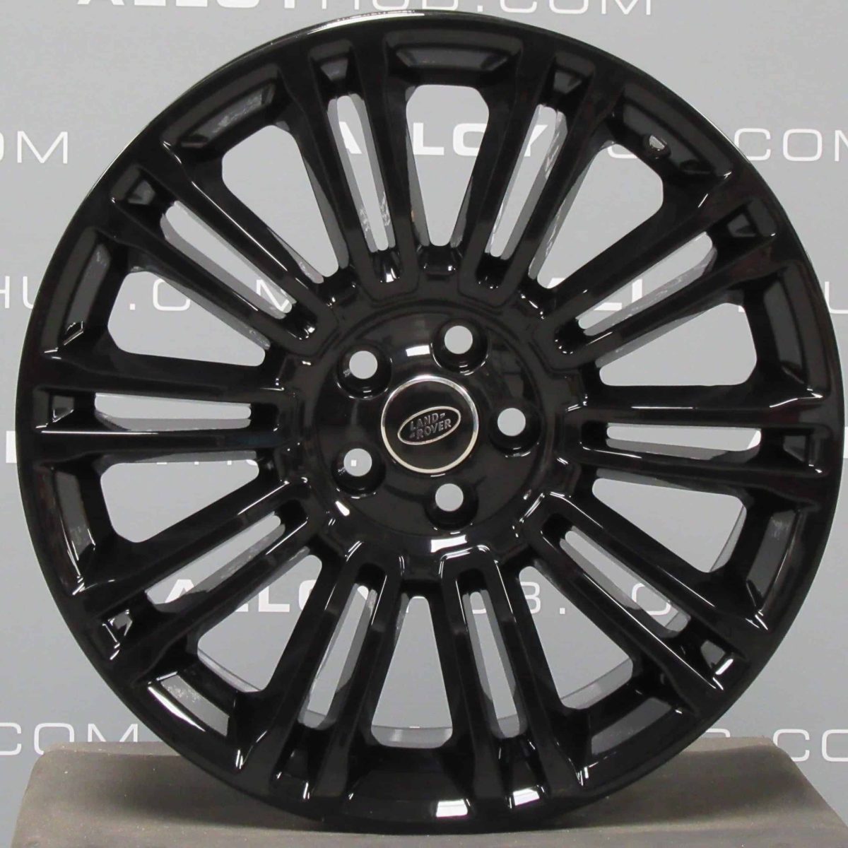 Genuine Land Rover Range Rover Evoque L538 19" inch Style 1002 Alloy Wheels with Gloss Black Finish LR048428