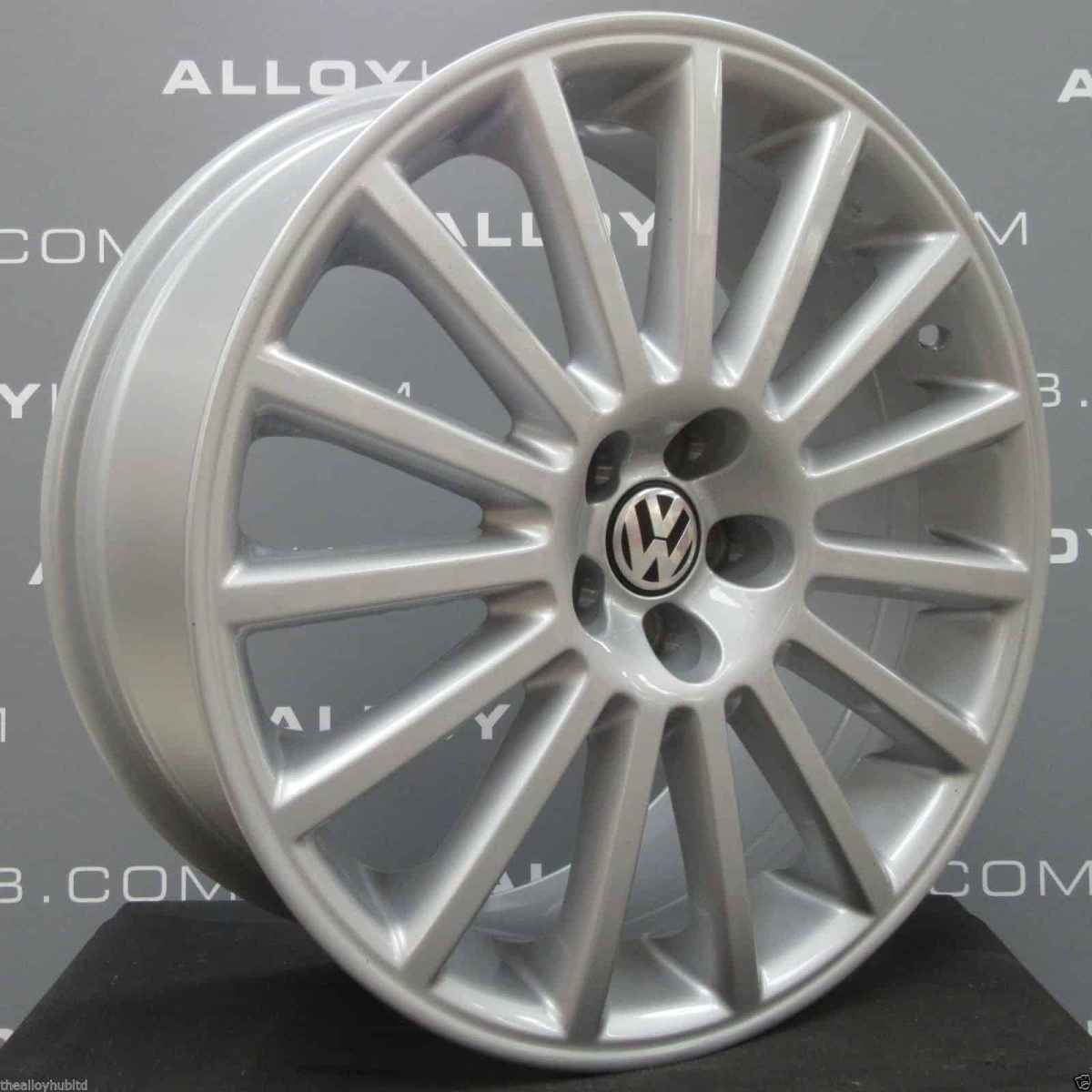 Volkswagen Golf MK4 R32 15 Spoke 18″ Silver Alloy Wheel