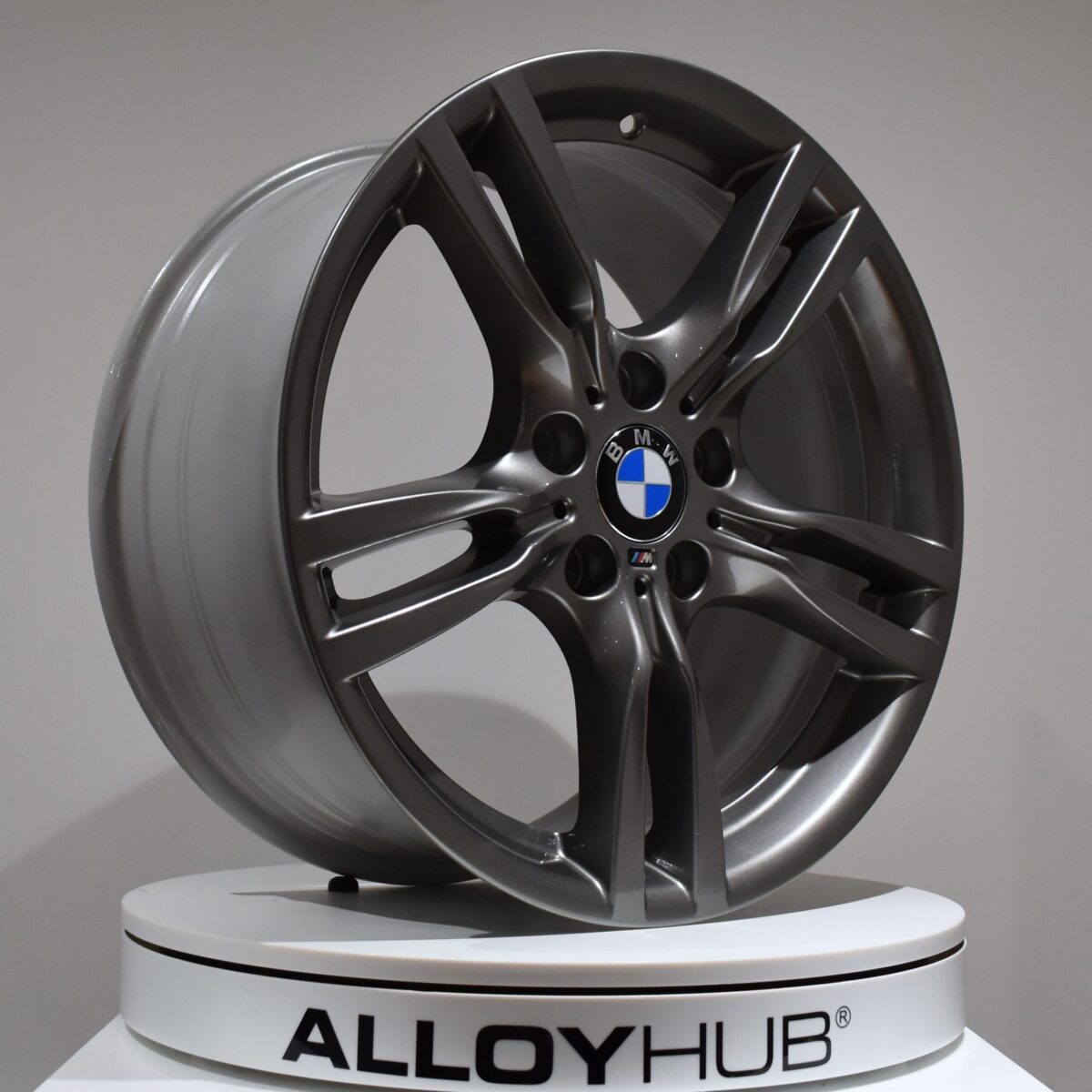 Genuine BMW 3/4 Series Style 400M Sport 18″ Inch Alloy Wheels with Ferric Grey Finish 36117845880 36117845881