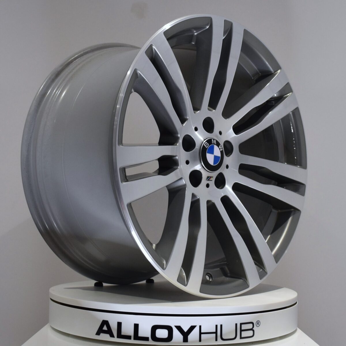 Genuine BMW X5/X6 E70 E71 E72 Style 333M Sport 20″ Inch 7 Twin Spoke Alloy Wheels with Grey & Diamond Turned Finish 36117842183 36117842184