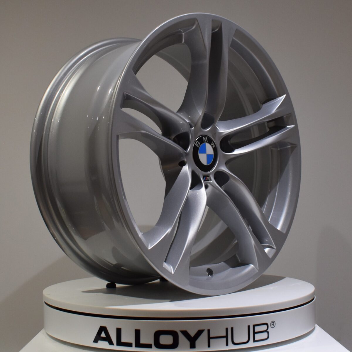 Genuine BMW 5 Series F10 F11 613M Sport 5 Twin Spoke 18" inch Alloy Wheels with Silver Finish 36117848572 36117848573