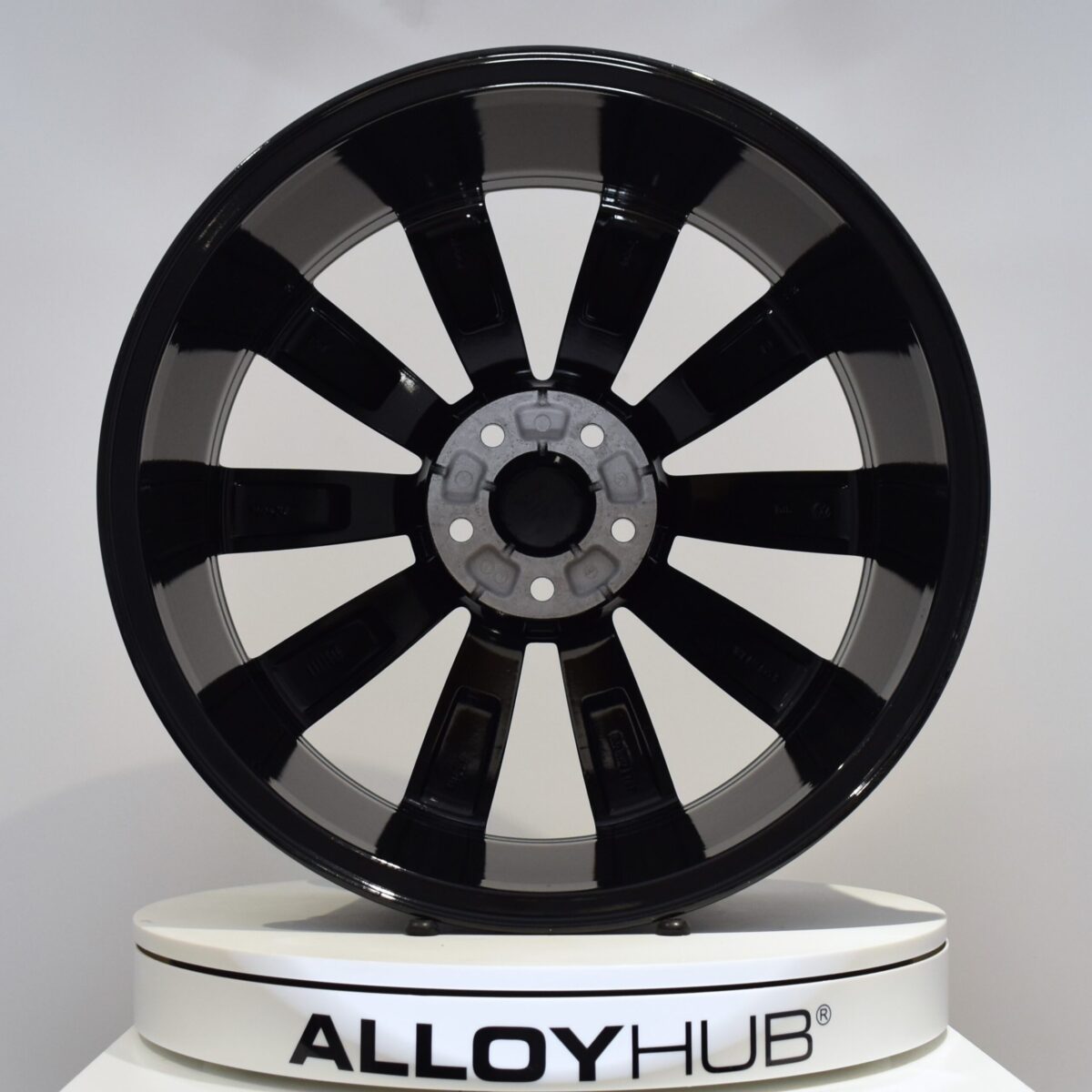 Genuine Volkswagen Scirocco Lugano 19″ inch 10 Spoke Alloy Wheels with Gloss Black Finish 1K8 601 025 S