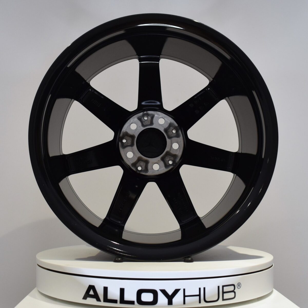 Genuine Mercedes-Benz C-Class AMG W204 7 Spoke 18" inch Alloy Wheels with Gloss Black Finish A2044019802 A2044019902