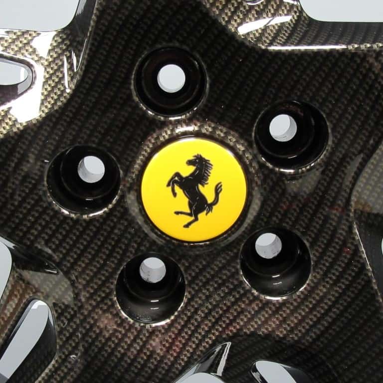 Genuine Ferrari 458 Italia Spider 5 Cross Spoke 20" inch Alloy Wheels with Carbon Fibre Weave Finish 282332 282333