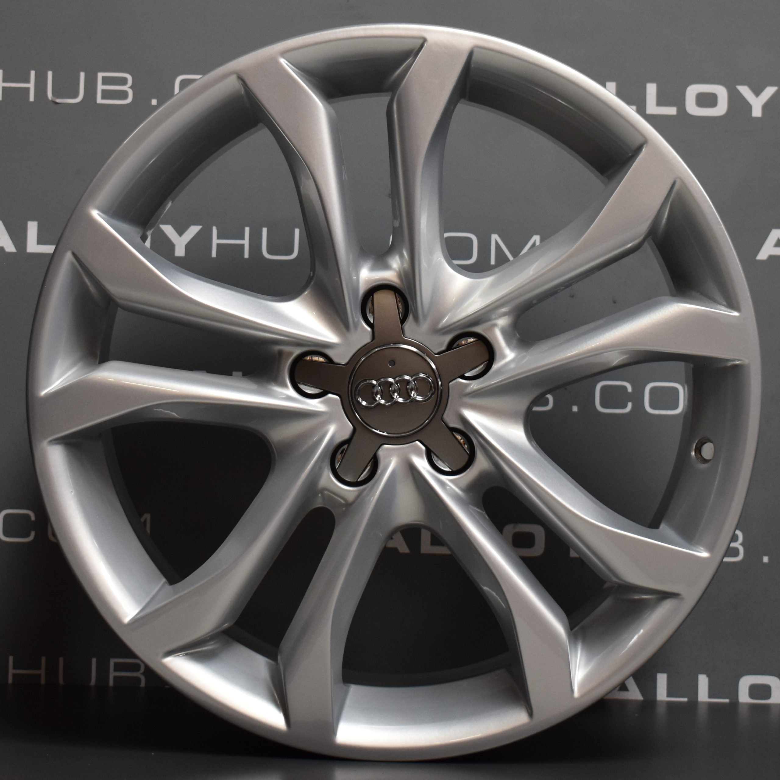 Genuine Audi A3 8P S-Line 18″ Inch OEM Alloy Wheels - Silver