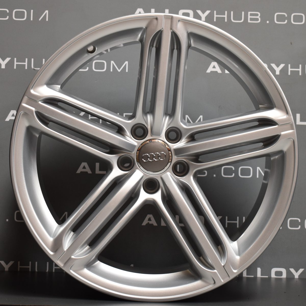 Genuine Audi A8 S8 4H 5 Segment Spoke 20" Inch Alloy Wheels with Silver Finish 4H0 601 025 T