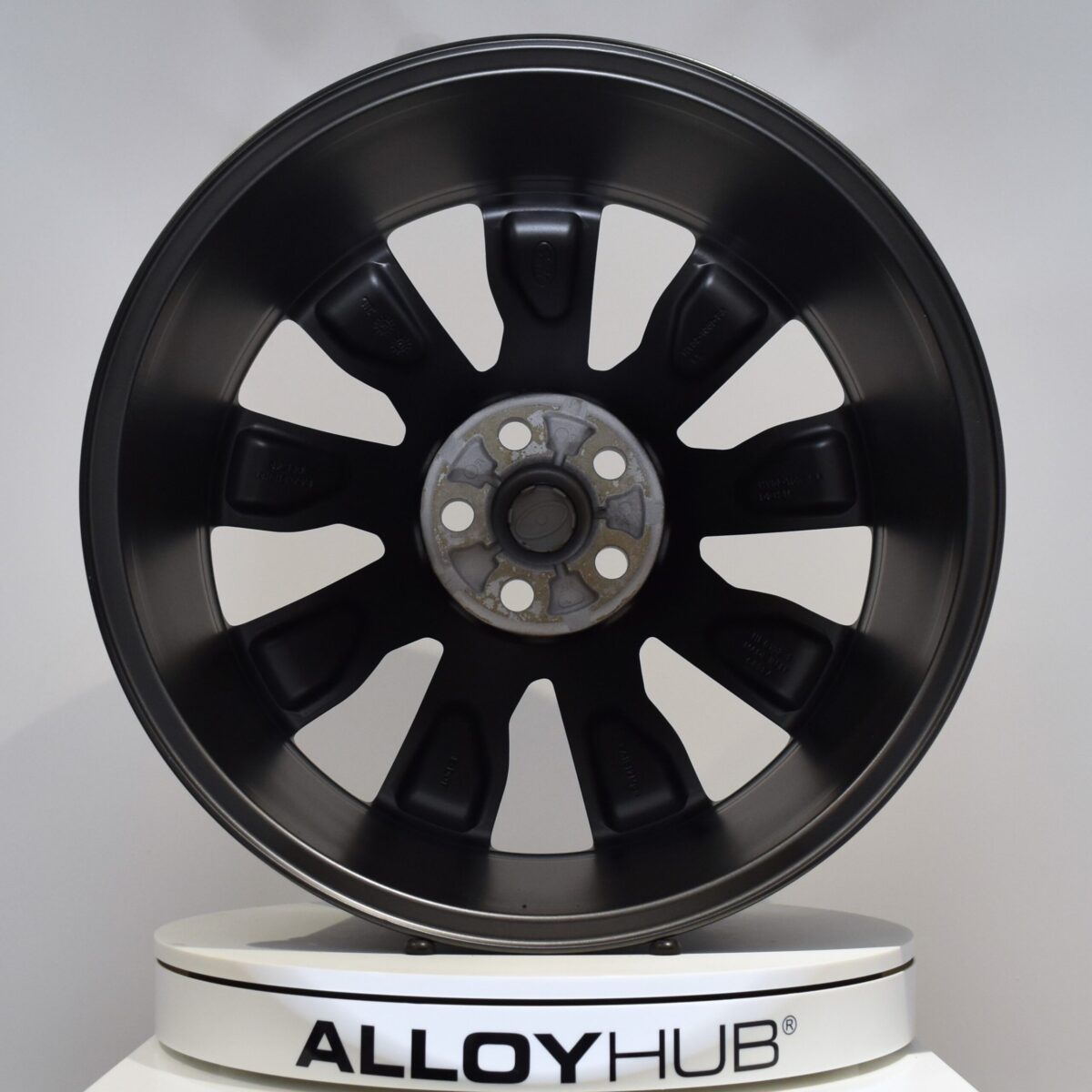 Genuine Land Rover Discovery 5 Style 9002 9 Spoke 21" inch Alloy Wheels with Satin Grey Finish LR081582