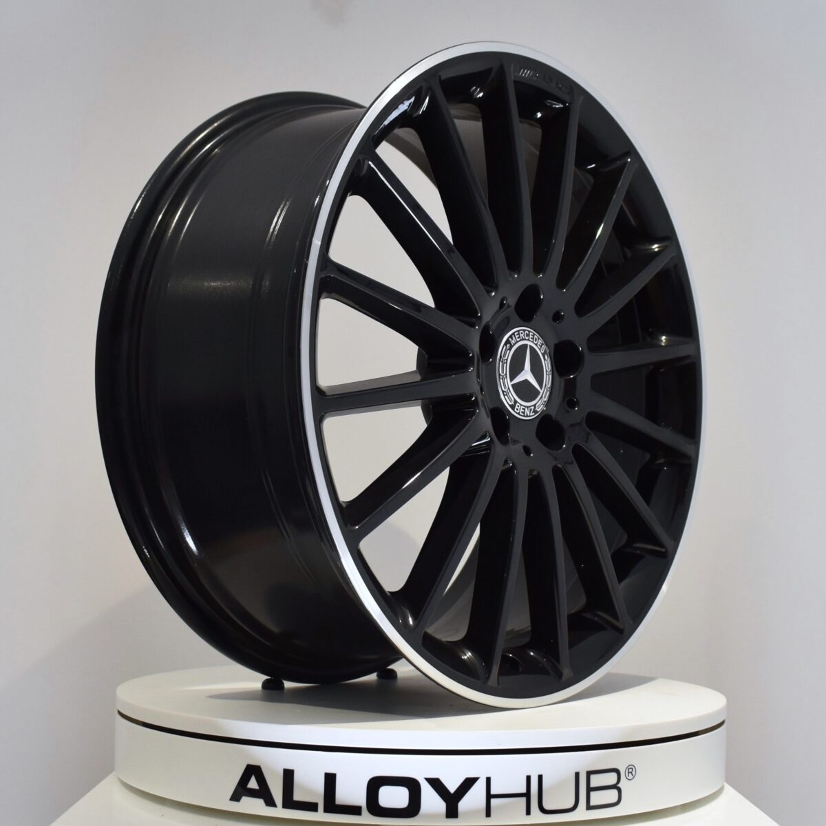 Genuine Mercedes-Benz A Class W176 19" Inch AMG 16 Spoke Alloy Wheels with Gloss Black & Diamond Turned Finish A1764010502