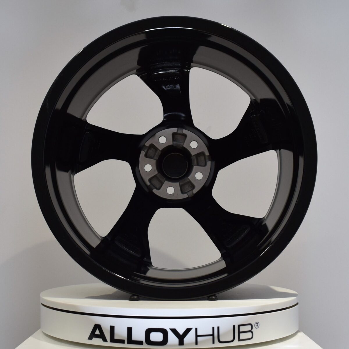 Genuine Audi A4 8W 5 Spoke Flag 19" Inch Alloy Wheels With Black and Diamond Turned Finish 8W0 601 025 EM