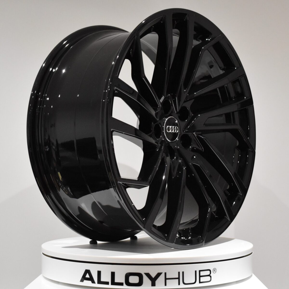 Genuine Audi RS4 8W 5 Segment Evo Spoke 20" Inch Alloy Wheels With Gloss Black Finish 8W0 601 025 FT