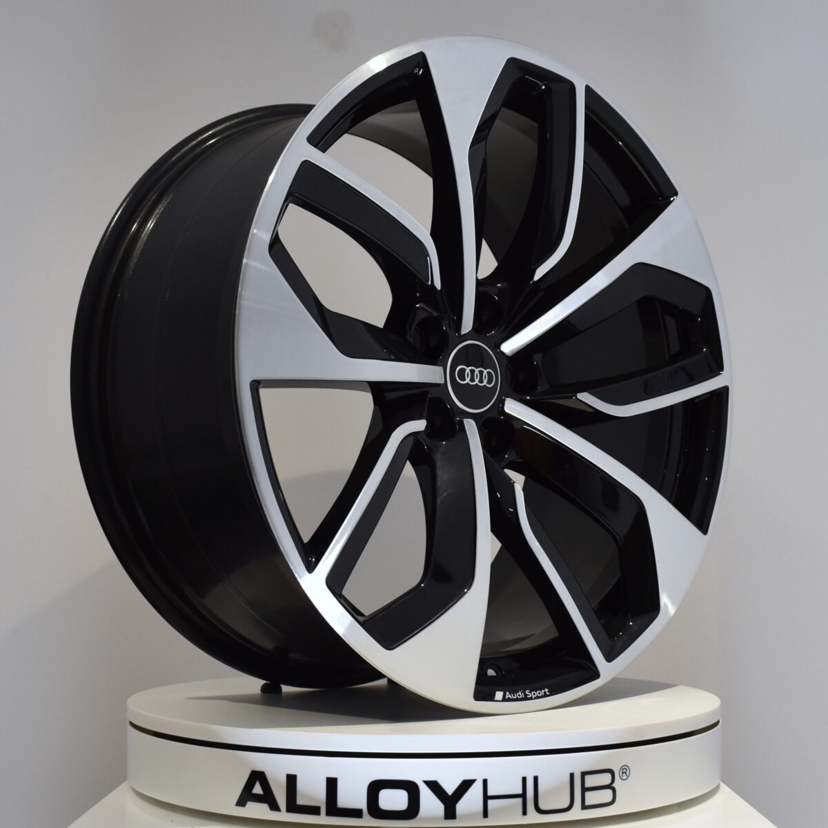 Genuine Audi RS5 8W 5 Twin 20" Inch Alloy Wheels with Black & Diamond Turned Finish 8W0 601 025 DB