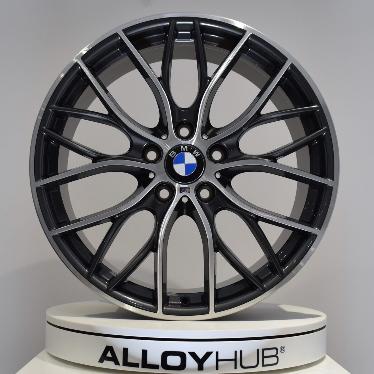 Style 405M