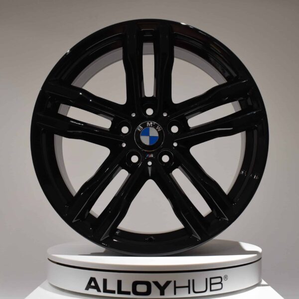 Style 704M