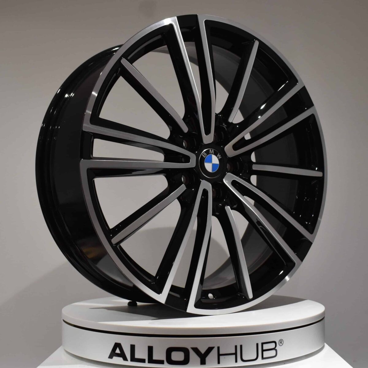 Genuine BMW i8 L12 Style 516 20″ inch Alloy Wheels with Black & Diamond Turned Finish 36106880105 36106880106