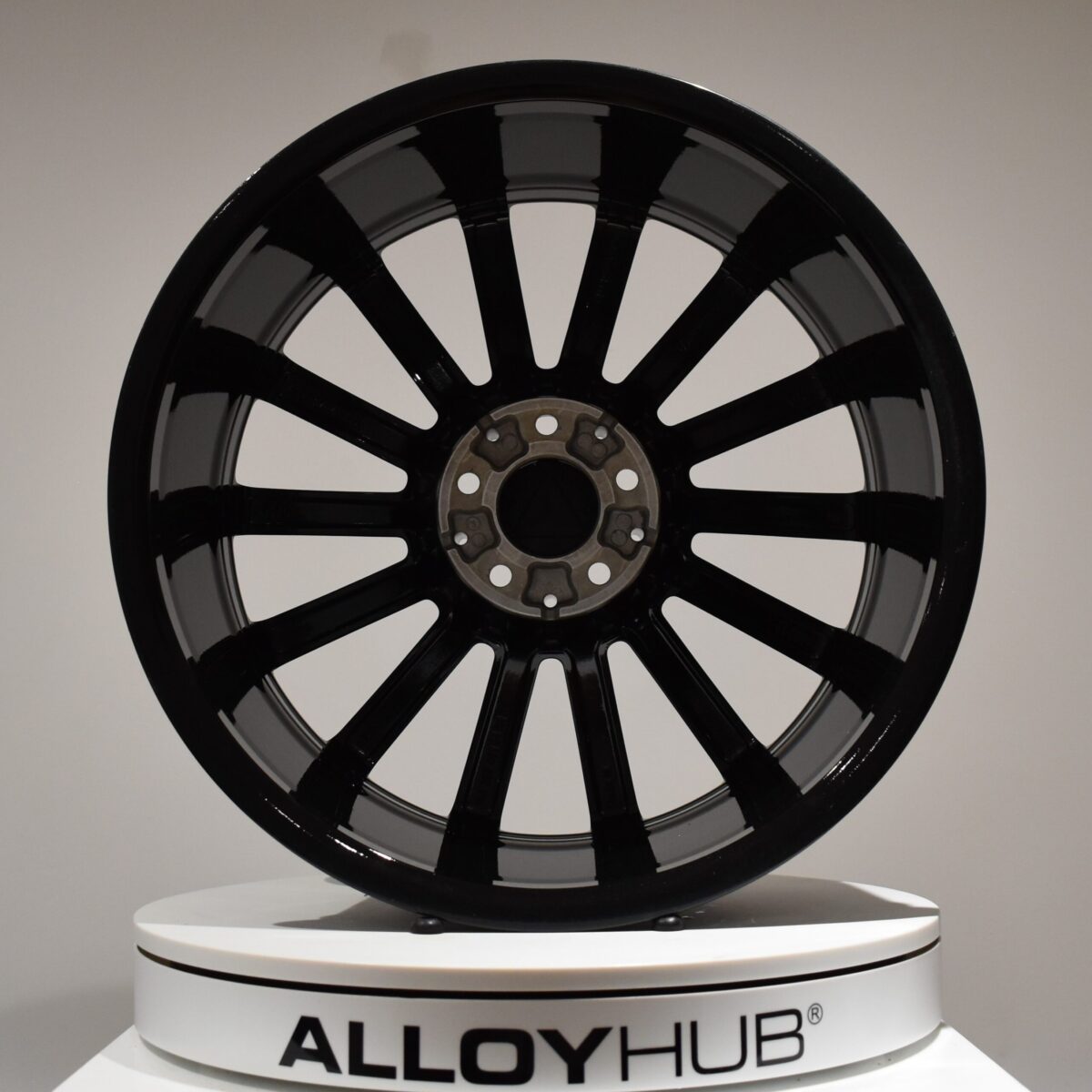 Genuine Mercedes-Benz C-Class C43 W205 AMG Turbine 19" inch Alloy Wheels with Gloss Black & Diamond Turned Finish A2054015400 A2054016600