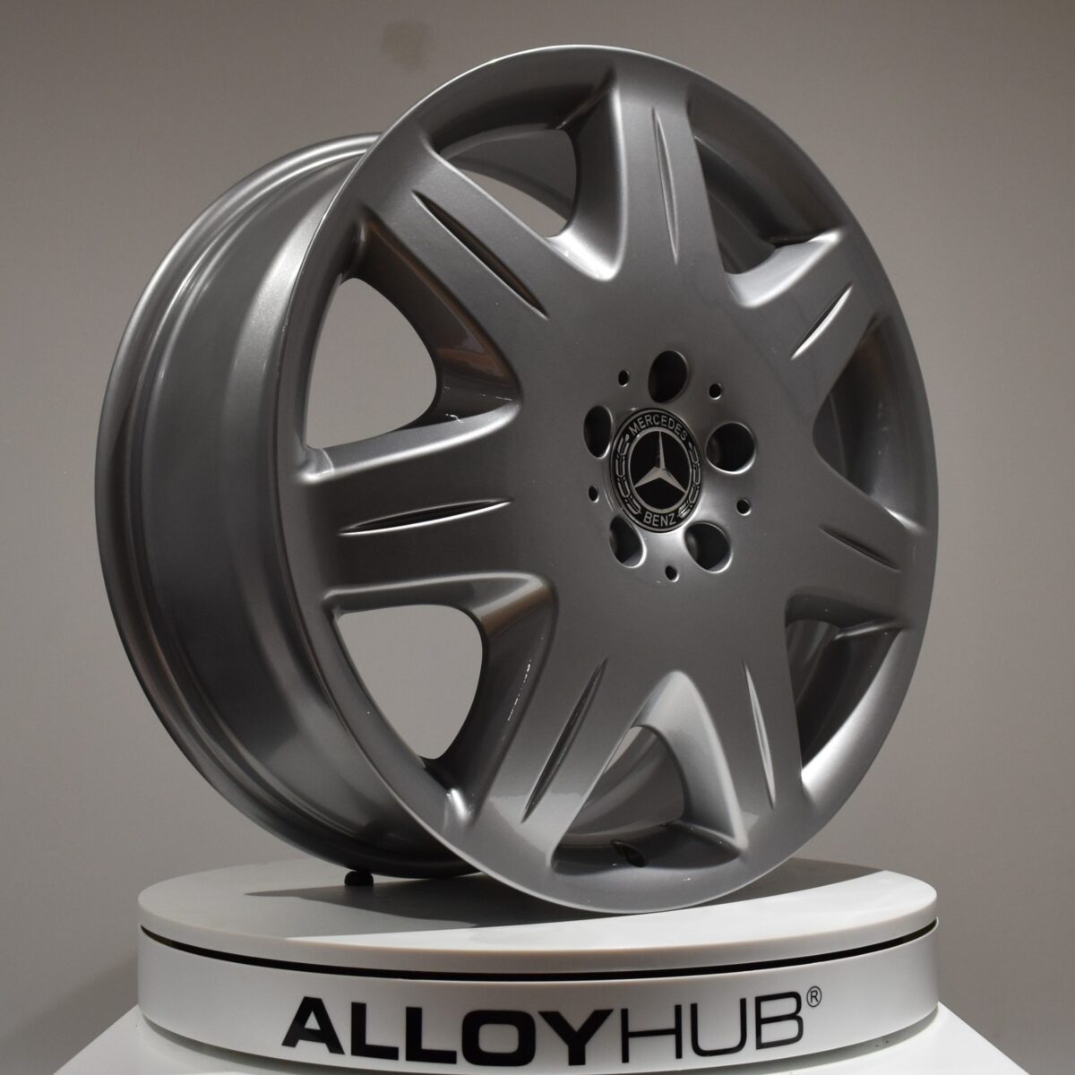 Genuine Mercedes-Benz Maybach 240 19" inch 7 Spoke Alloy Wheels with Silver Finish A2404010802