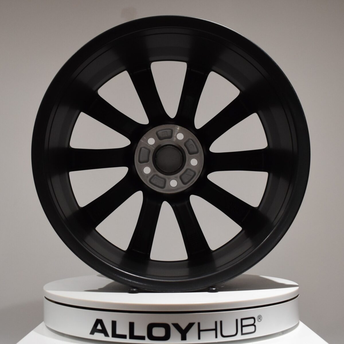 Genuine Volvo XC90 10 Spoke 19" inch Alloy Wheels with Black and Diamond Turned Finish 31439441