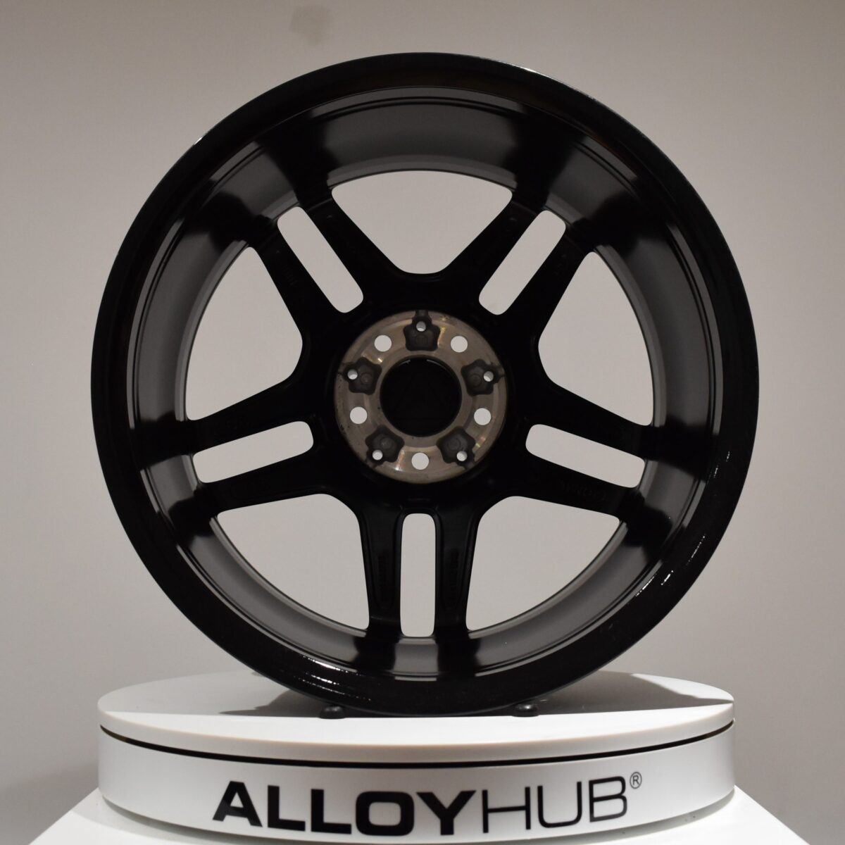 Genuine Mercedes-Benz E CLASS W212 18" inch 5 Twin Spoke Alloy Wheels with Gloss Black & Diamond Turned Finish A2124010300 A2124010400