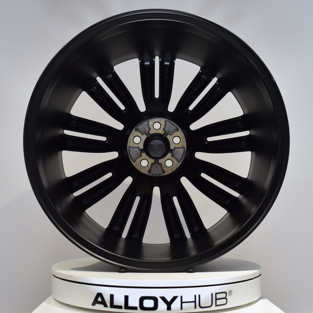 Genuine Land Rover Range Rover Velar 22" inch Style 9007 9 Split-Spoke Alloy Wheels with Satin Black & Diamond Turned Finish LR093331